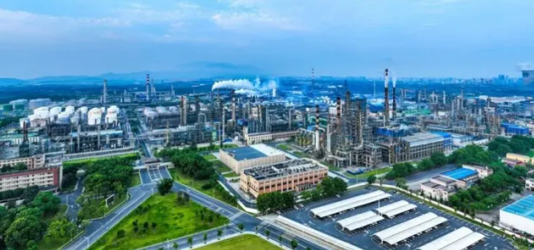注塑制品定制中常见缩水与变形问题的成因及工艺优化建议